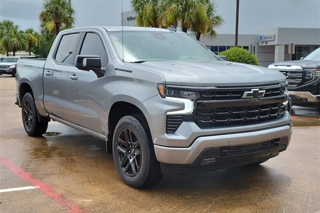 2025 Chevrolet Silverado 1500 RST photo 1