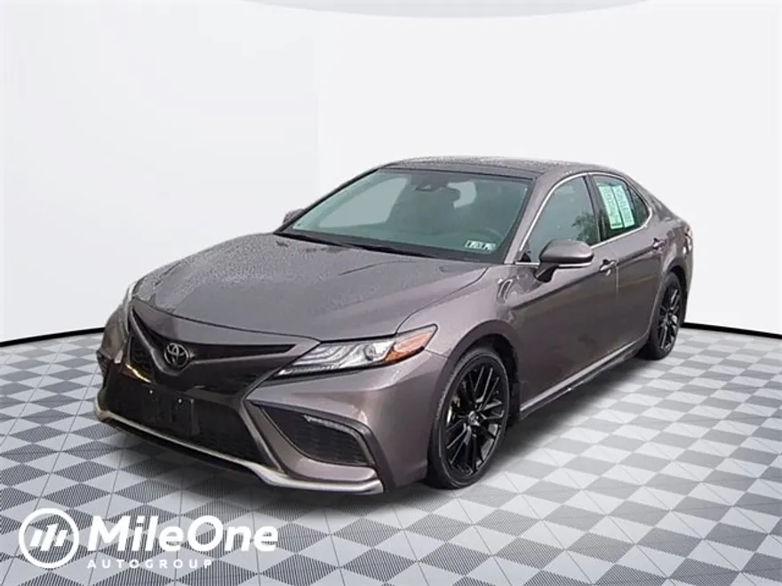 2023 Toyota Camry XSE photo 1