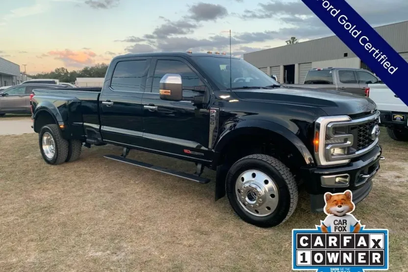 2024 Ford F-450 photo 1