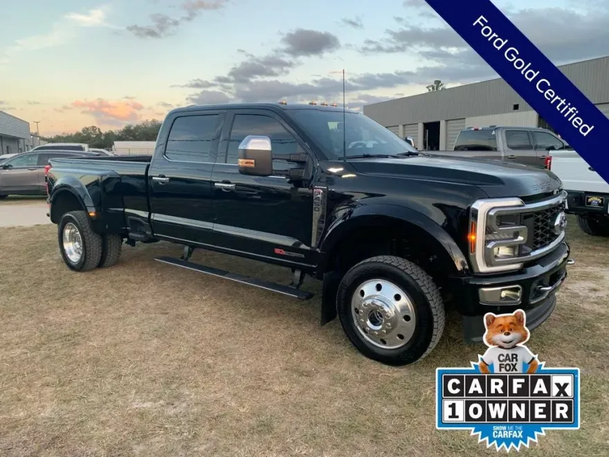 2024 Ford F-450 photo 1