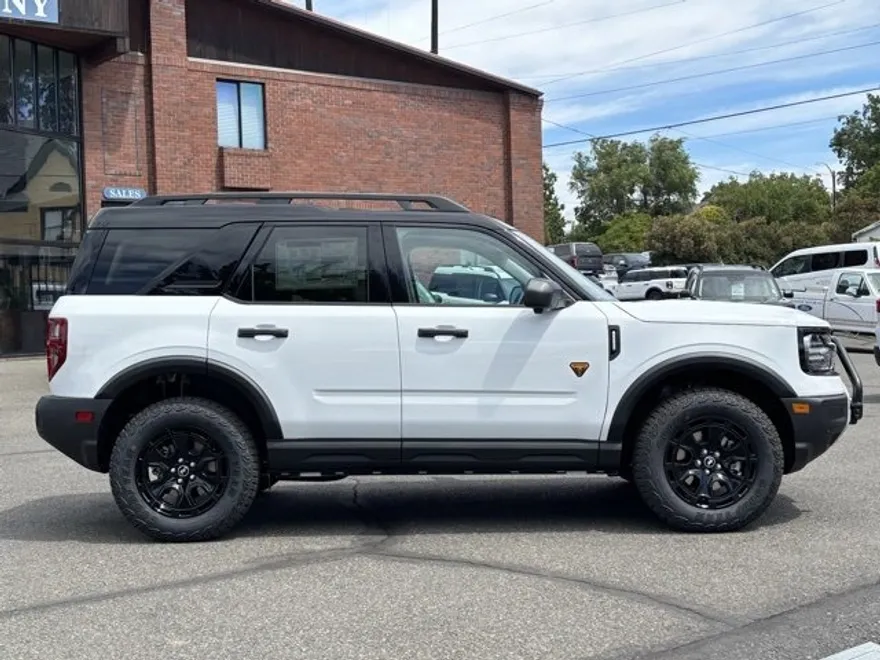 2025 Ford Bronco Sport Badlands photo 1