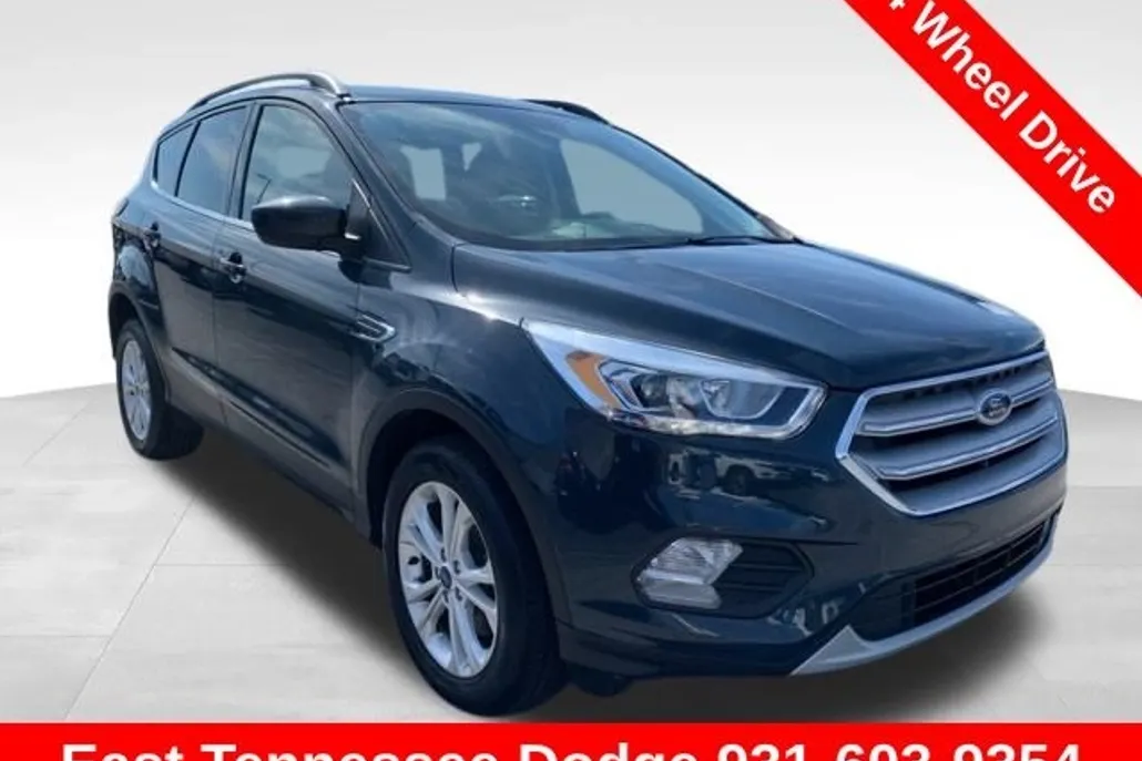 2019 Ford Escape SEL photo 1