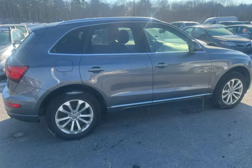 2015 Audi Q5 2.0T Premium Plus photo 1