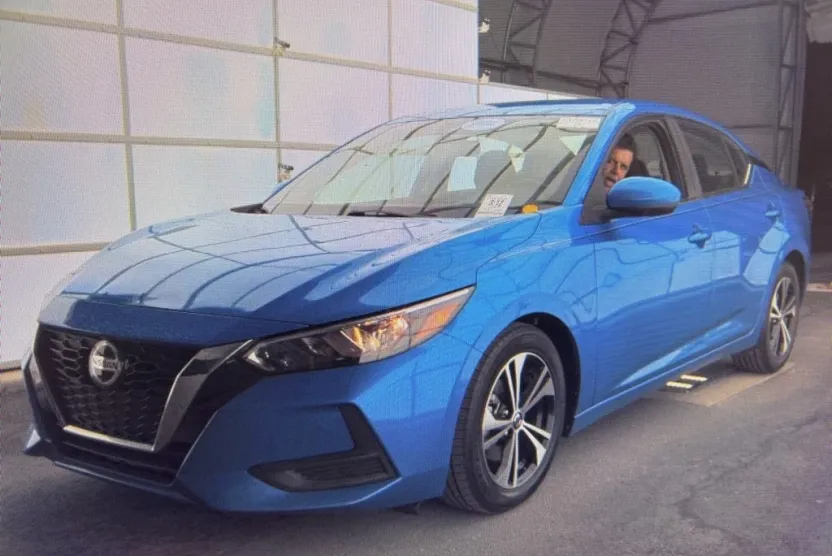 2021 Nissan Sentra SV photo 1