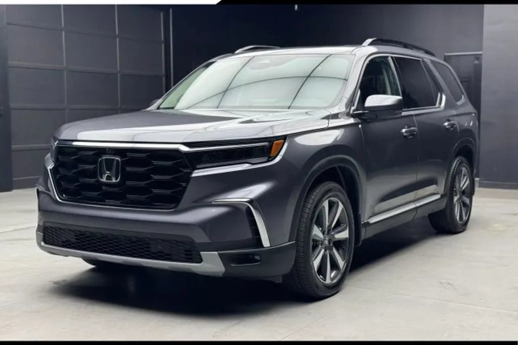 2025 Honda Pilot Elite Sport photo 1