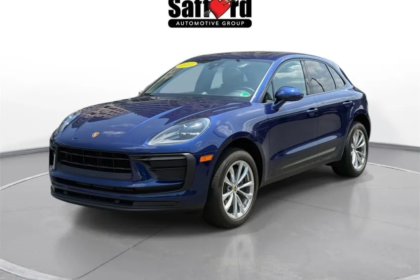 2022 Porsche Macan Base photo 1