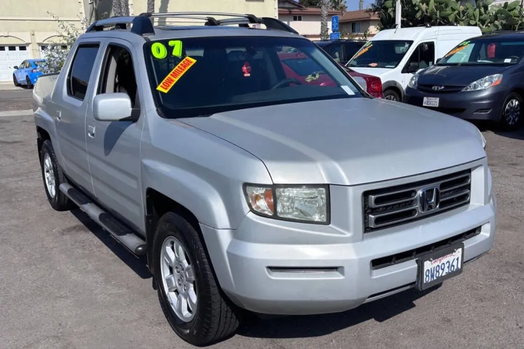 2007 Honda Ridgeline RTL photo 1