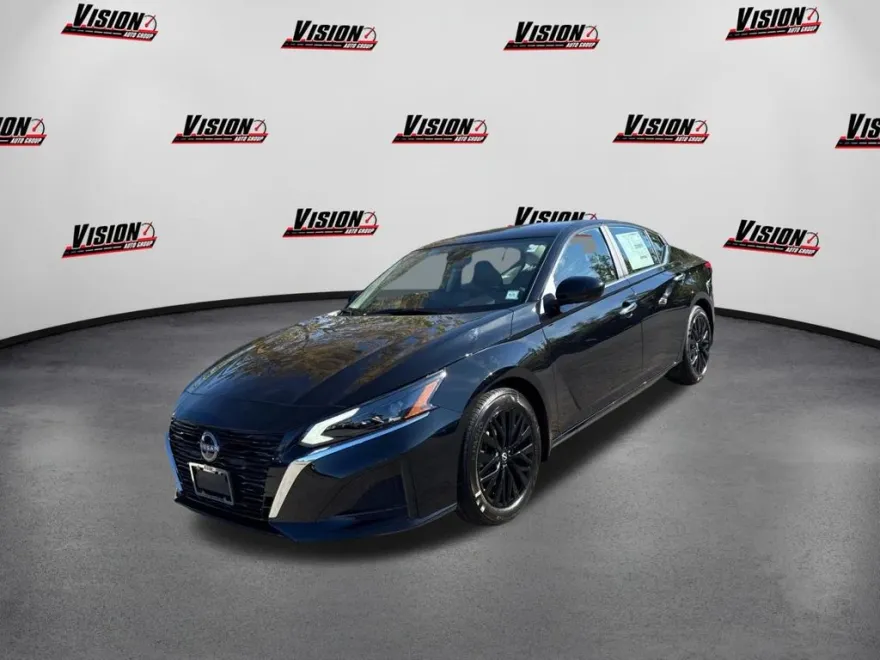 2025 Nissan Altima 2.5 SV photo 1