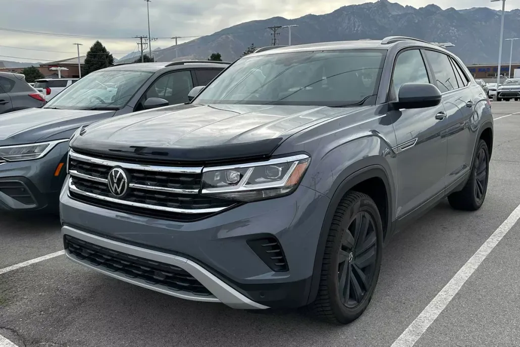 2021 Volkswagen Atlas Cross Sport SE Technology photo 1