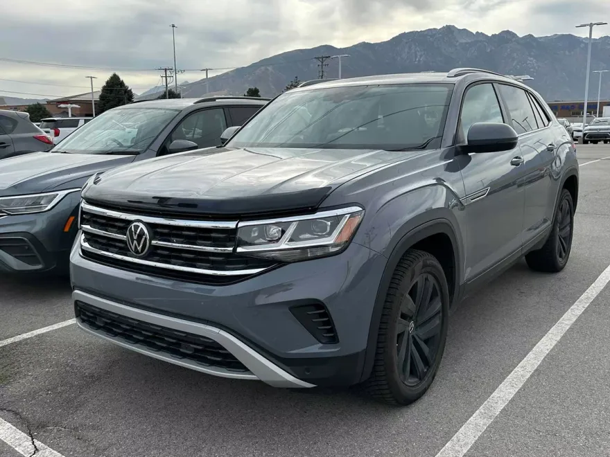 2021 Volkswagen Atlas Cross Sport SE Technology photo 1