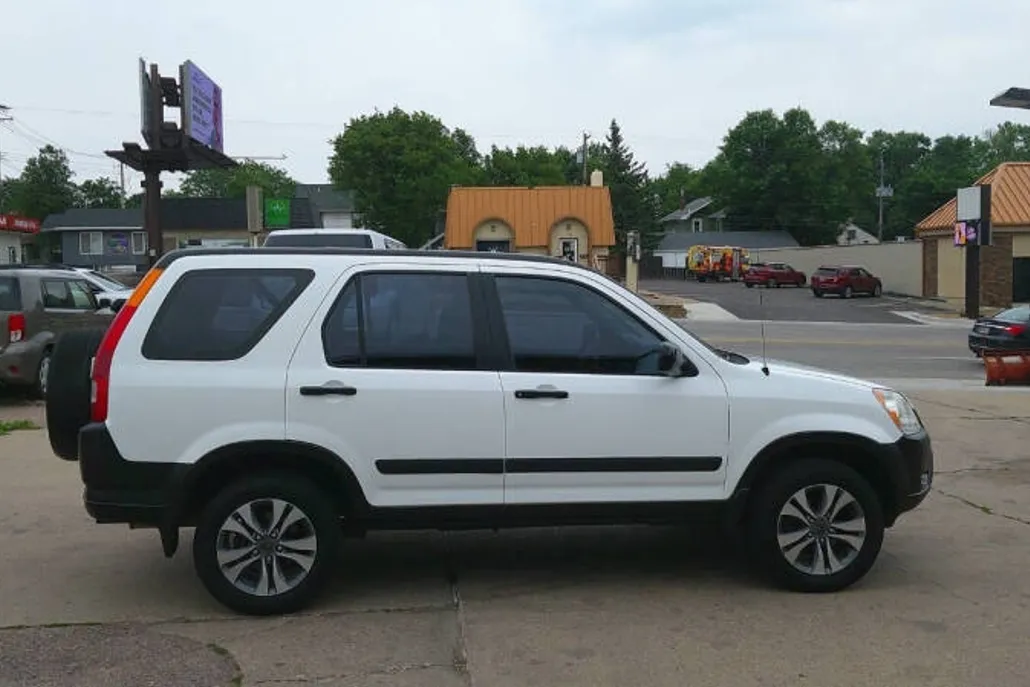 2004 Honda CR-V LX photo 1