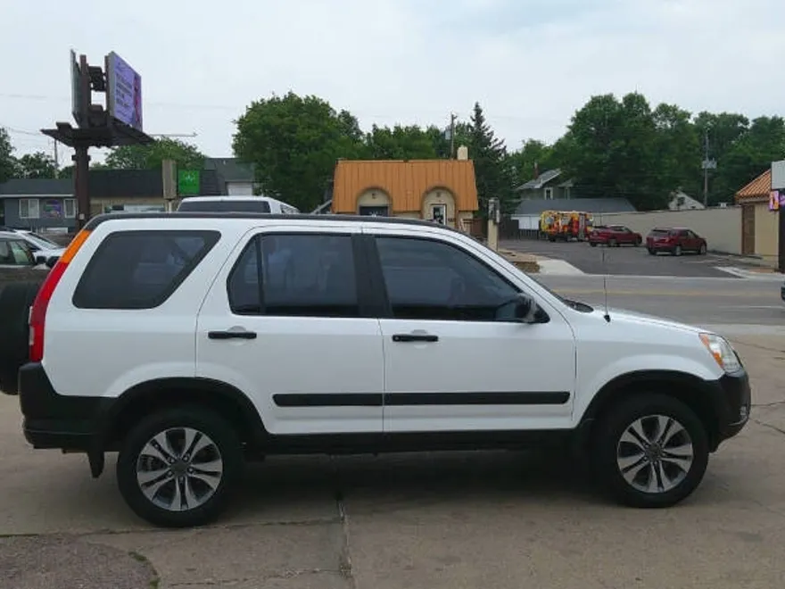 2004 Honda CR-V LX photo 1