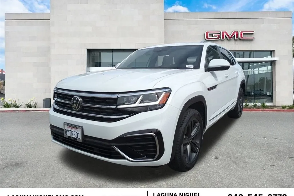 2022 Volkswagen Atlas Cross Sport V6 SEL R-Line photo 1