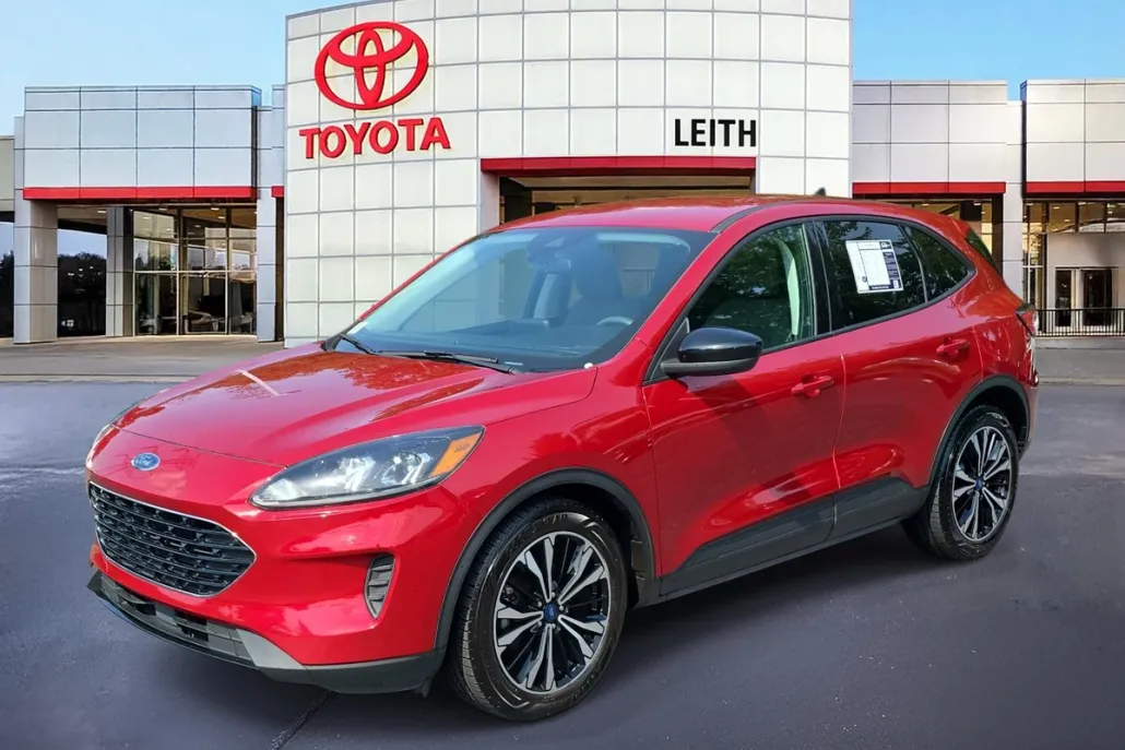 2021 Ford Escape SE photo 1