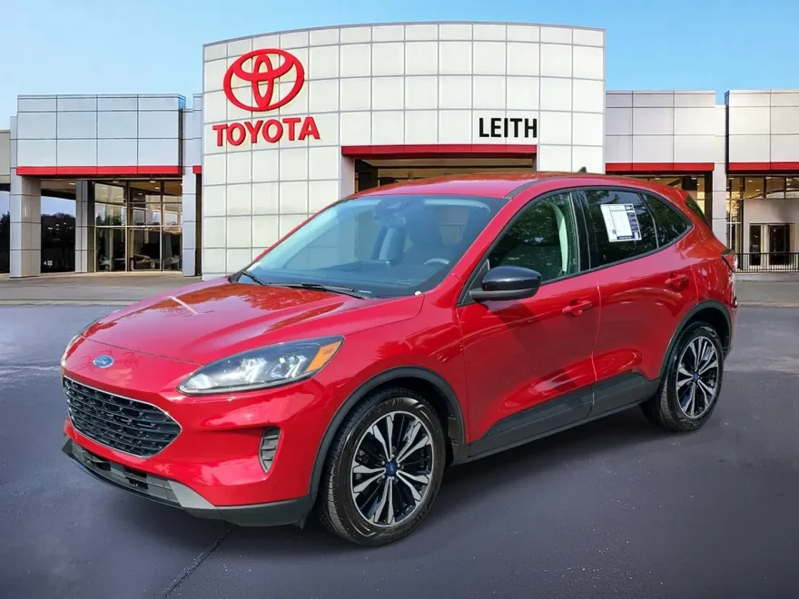 2021 Ford Escape SE photo 1