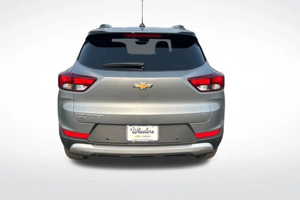 2026 Chevrolet Trailblazer LT photo 1