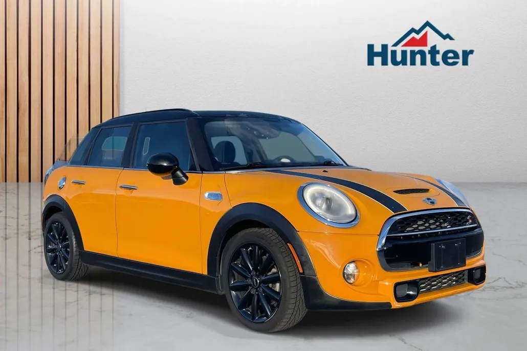 2016 Mini Cooper Hardtop S photo 1