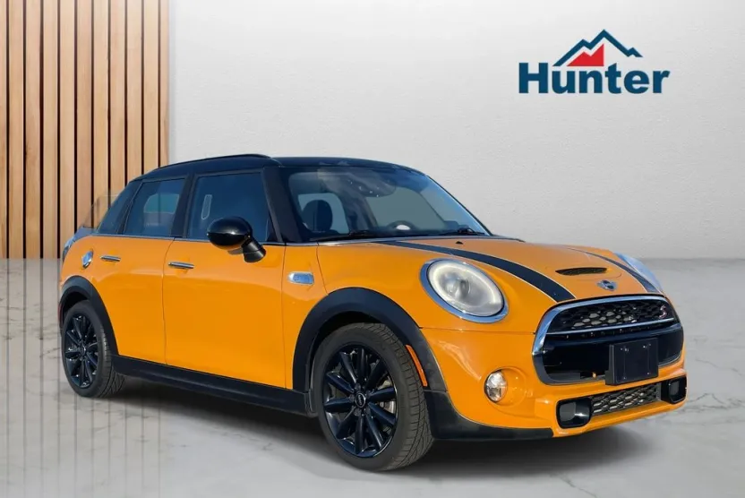 2016 Mini Cooper Hardtop S photo 1