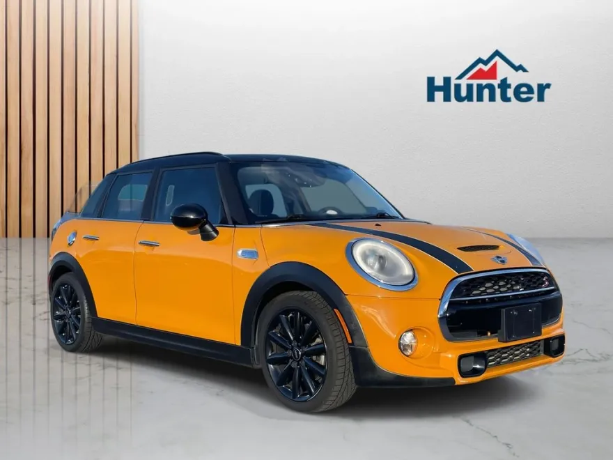 2016 Mini Cooper Hardtop S photo 1