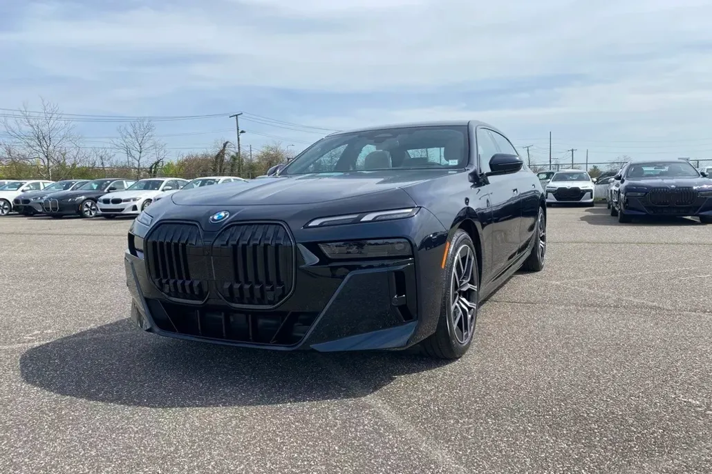 2025 Bmw i7 eDrive50 photo 1