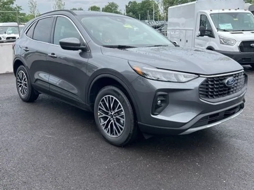 2025 Ford Escape Plug-In Hybrid Base photo 1