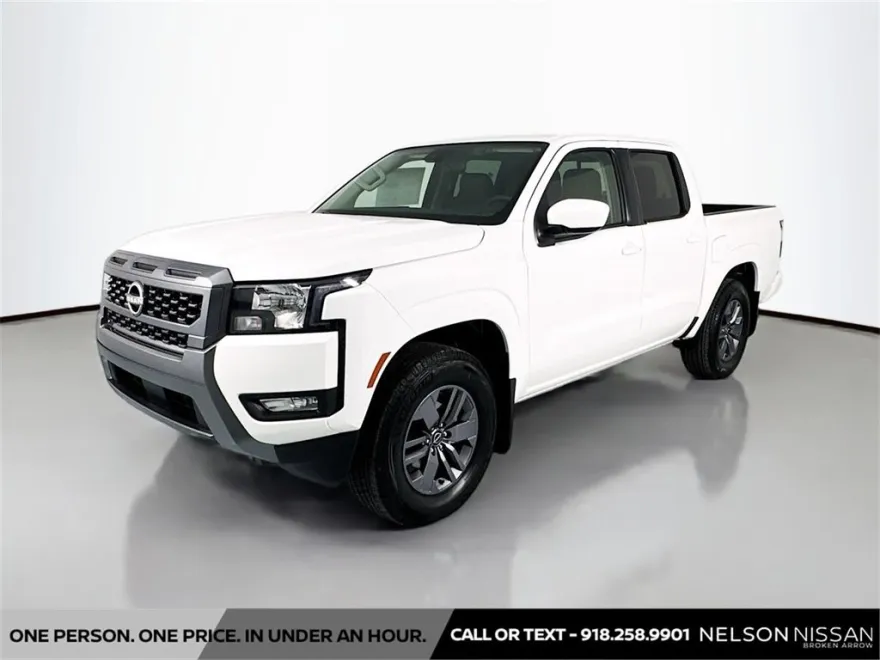 2025 Nissan Frontier SV photo 1