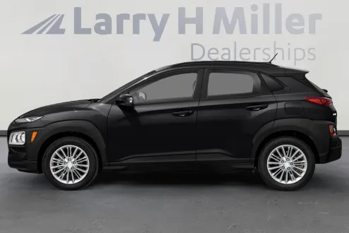 2021 Hyundai Kona SEL photo 3