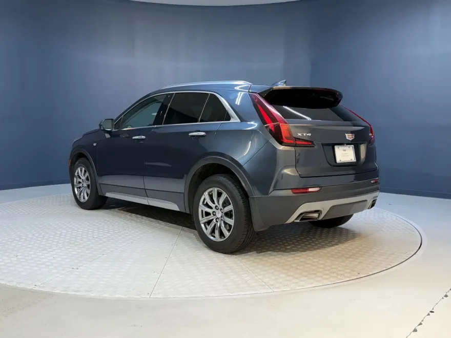 2019 Cadillac XT4 Premium Luxury photo 2