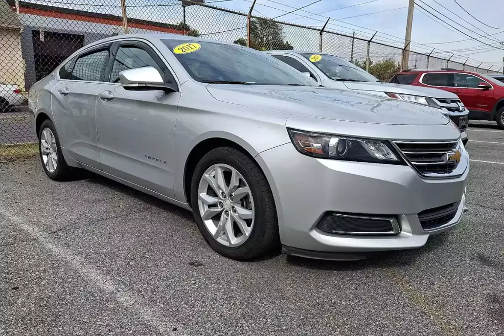 2017 Chevrolet Impala 1LT photo 1