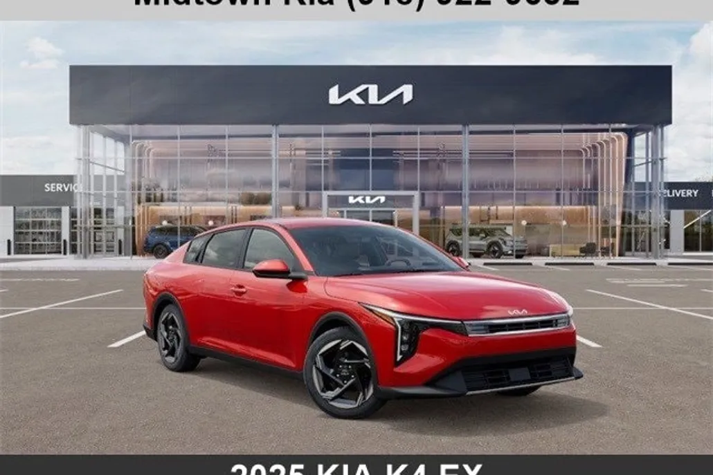 2025 Kia K4 EX photo 1