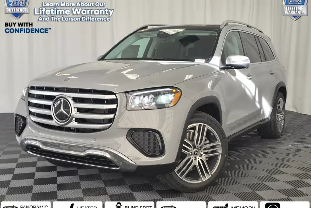 2025 Mercedes Benz GLS 450 4MATIC photo 1
