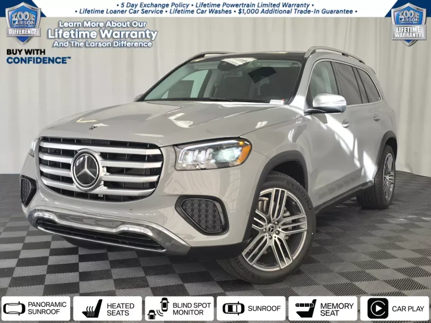 2025 Mercedes Benz GLS 450 4MATIC photo 1