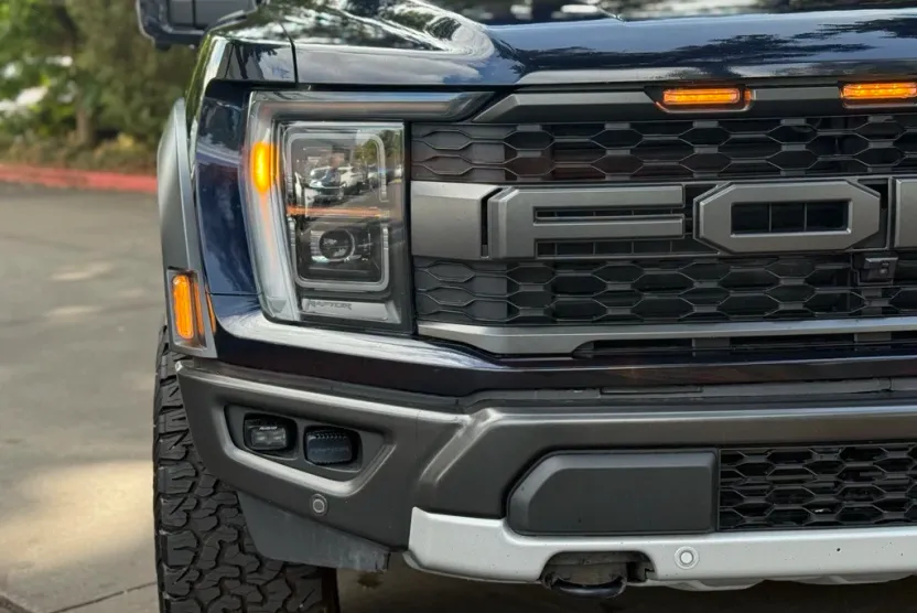 2023 Ford F-150 Raptor photo 1