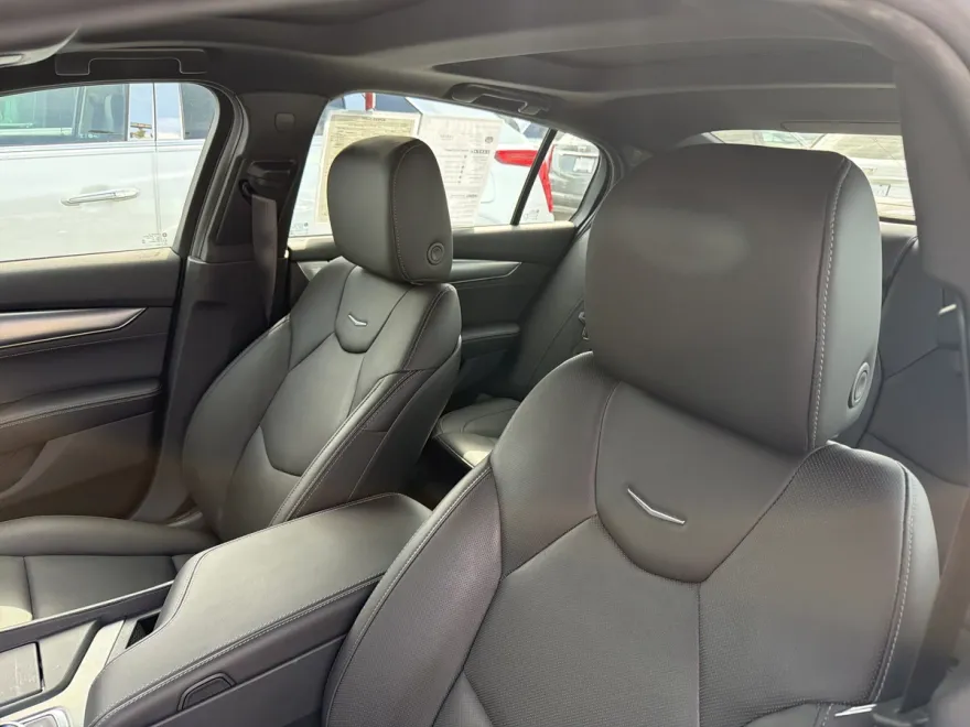2022 Cadillac CT5 Premium Luxury photo 1