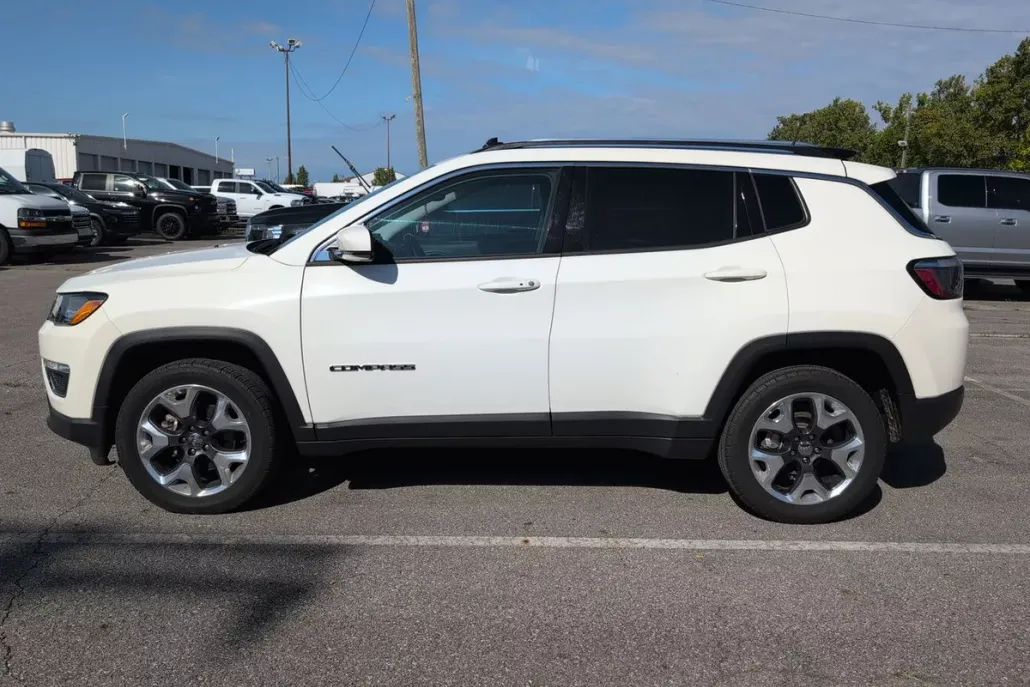 2021 Jeep Compass Limited photo 1