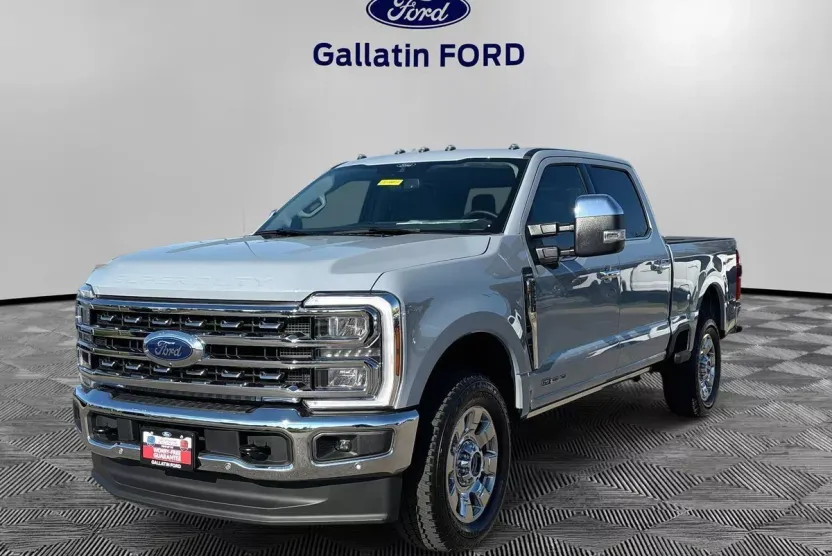 2025 Ford F-250 Lariat photo 1