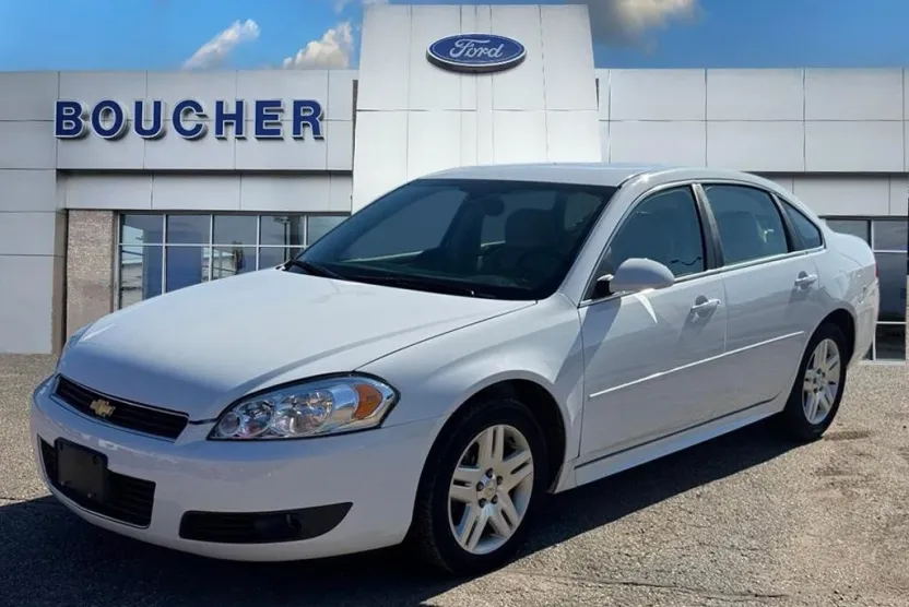 2011 Chevrolet Impala 1LT photo 1