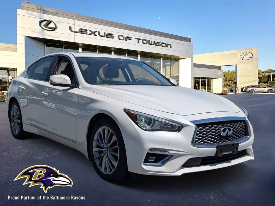 2022 Infiniti Q50 LUXE photo 1