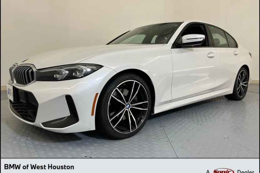 2024 Bmw 330i photo 1