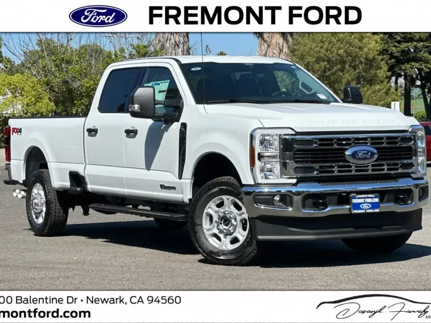 2025 Ford F-350 photo 1
