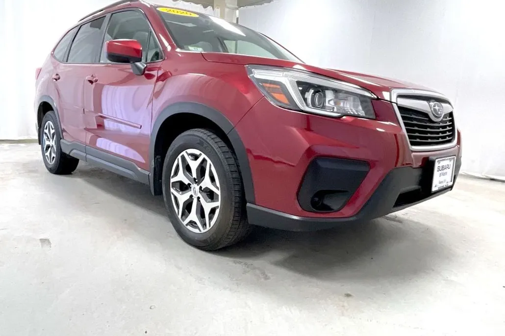 2020 Subaru Forester Premium photo 1