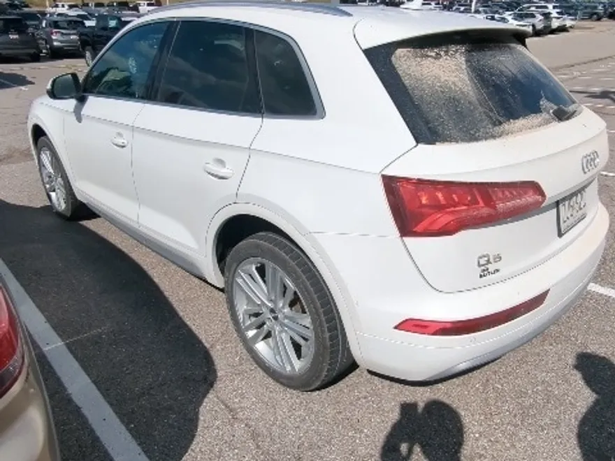 2018 Audi Q5 2.0T Premium Plus photo 1