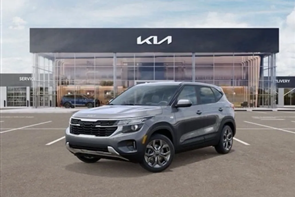2026 Kia Seltos LX photo 1