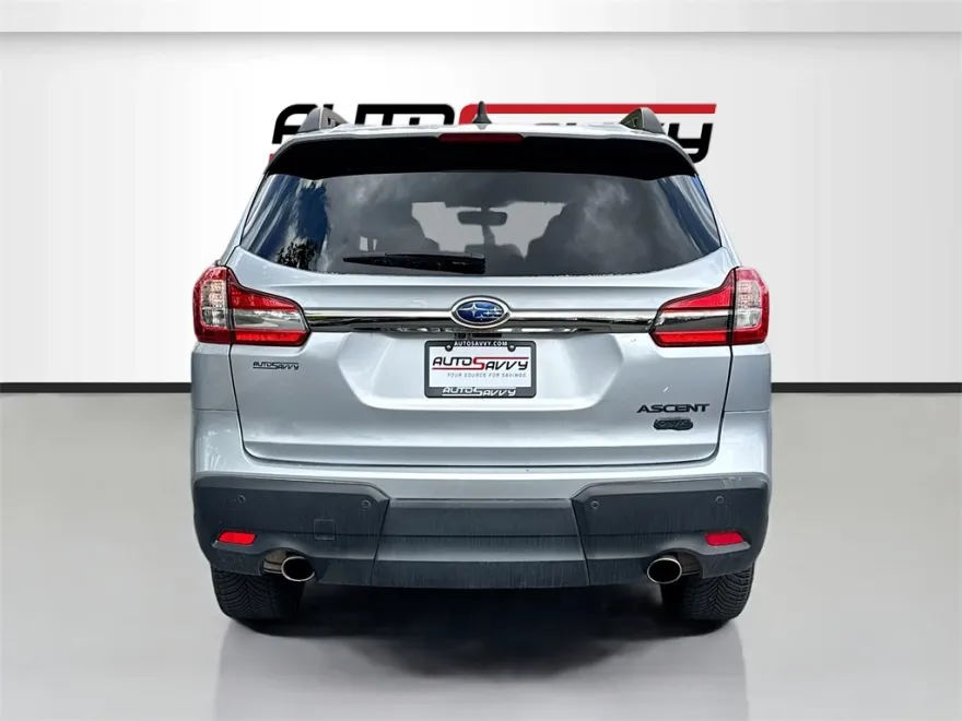 2022 Subaru Ascent Onyx Edition photo 1