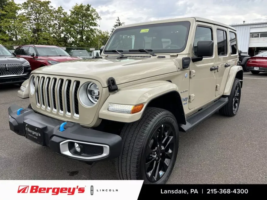 2022 Jeep Wrangler Unlimited 4xe Sahara photo 1