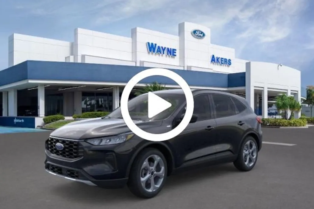 2025 Ford Escape ST-Line photo 1