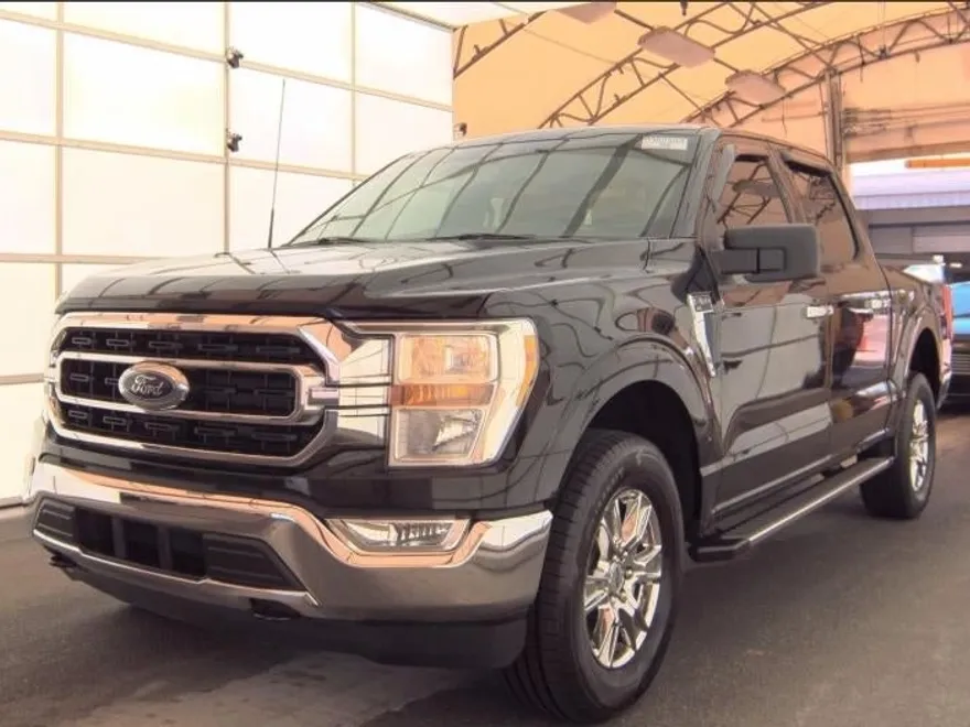 2022 Ford F-150 XLT photo 1