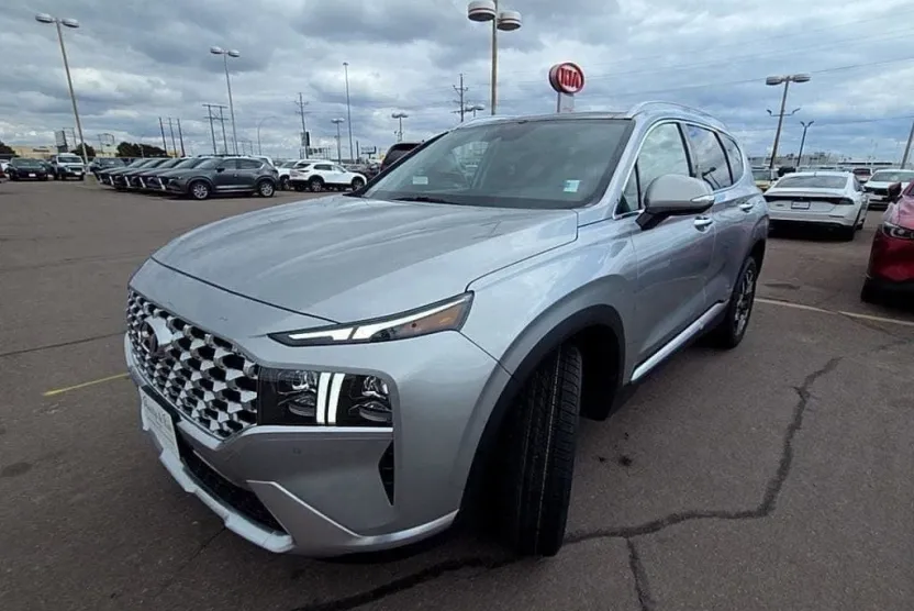 2022 Hyundai Santa Fe Limited photo 1