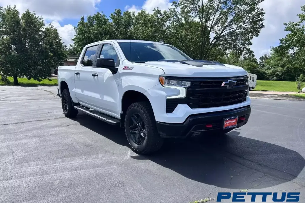 2023 Chevrolet Silverado 1500 LT Trail Boss photo 1