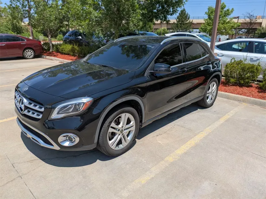 2019 Mercedes Benz GLA 250 photo 1